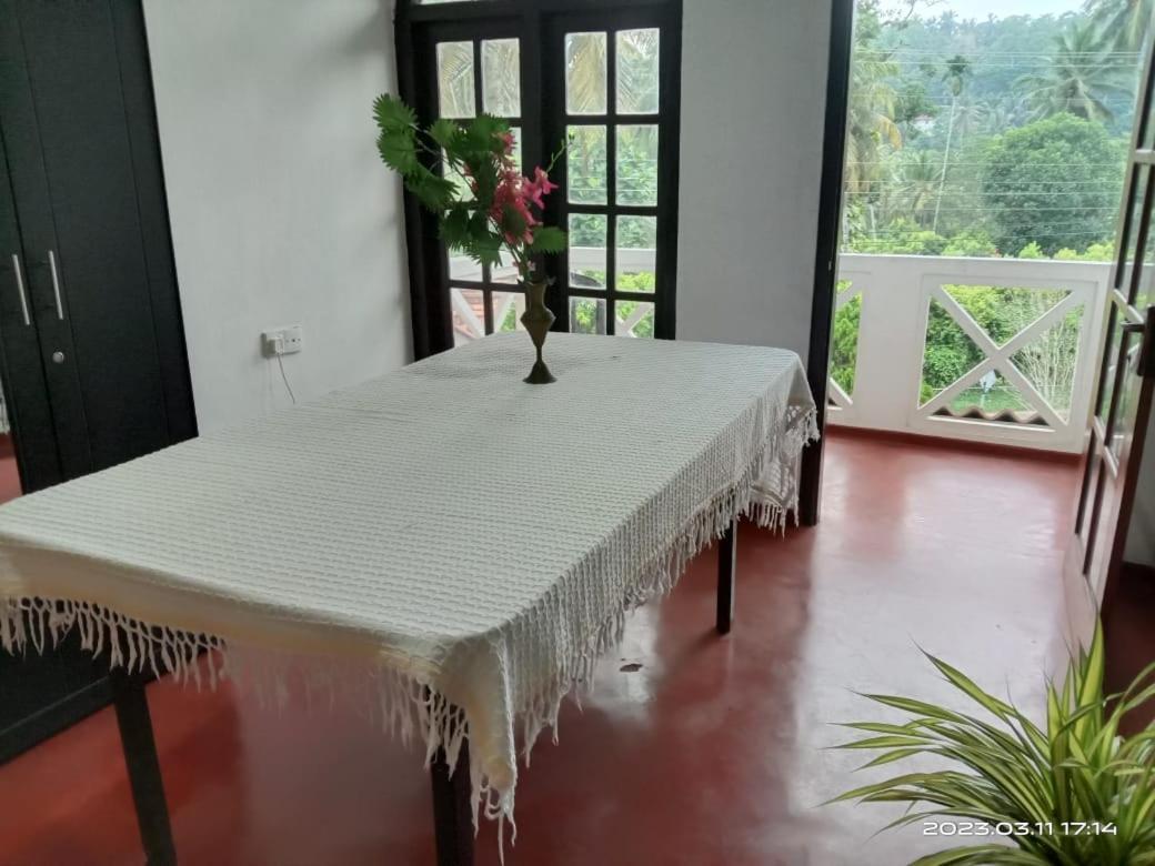 Unawatuna White Villa Exterior foto